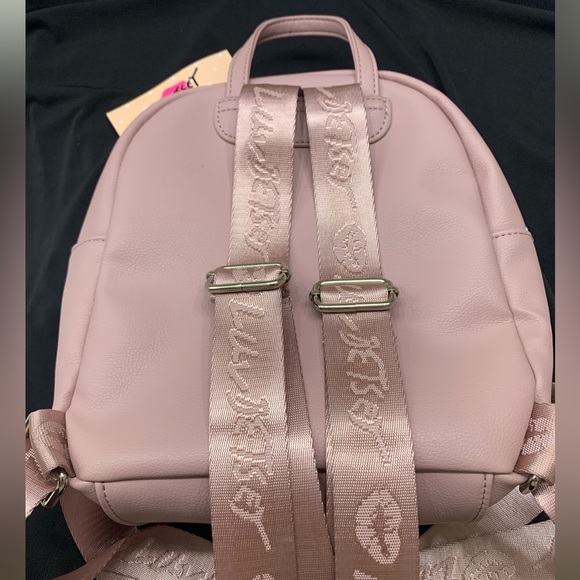 Luv Betsey by Betsey Johnson NWT quilted backpack - Picture 2 of 7